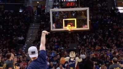 Cavaliers fan hits $10,000 halfcourt shot in Game 6 against the Pistons