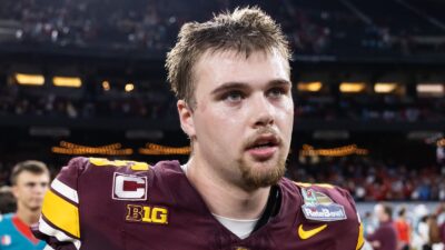 Drake Lindsey during a game