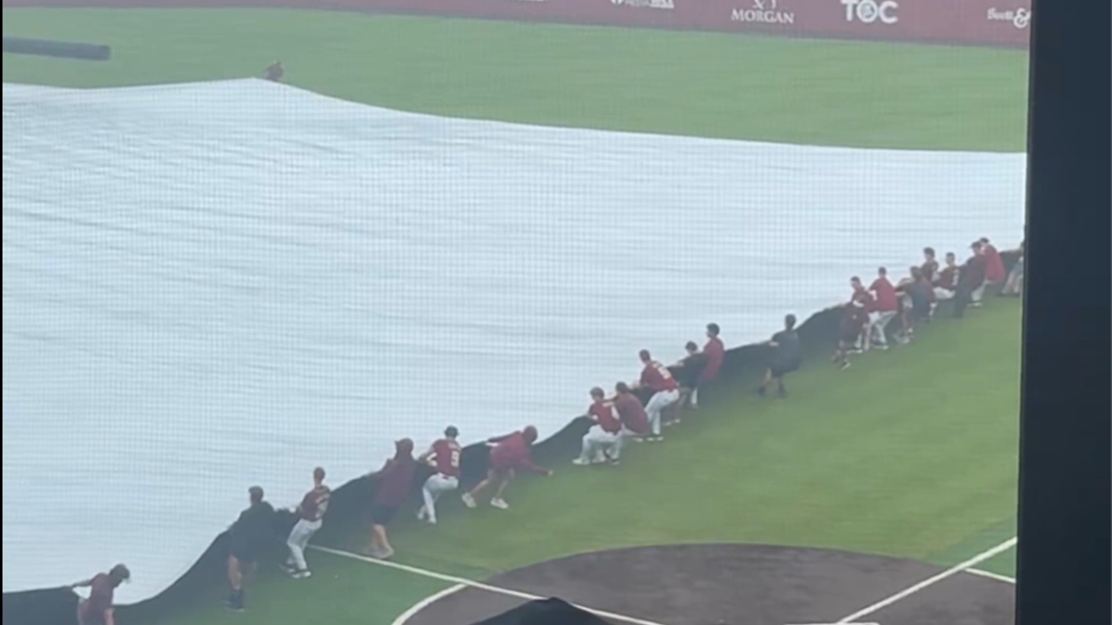 Florida State tarp pull
