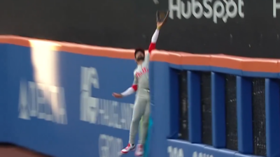 Derek Hill robs Juan Soto with stunning catch.