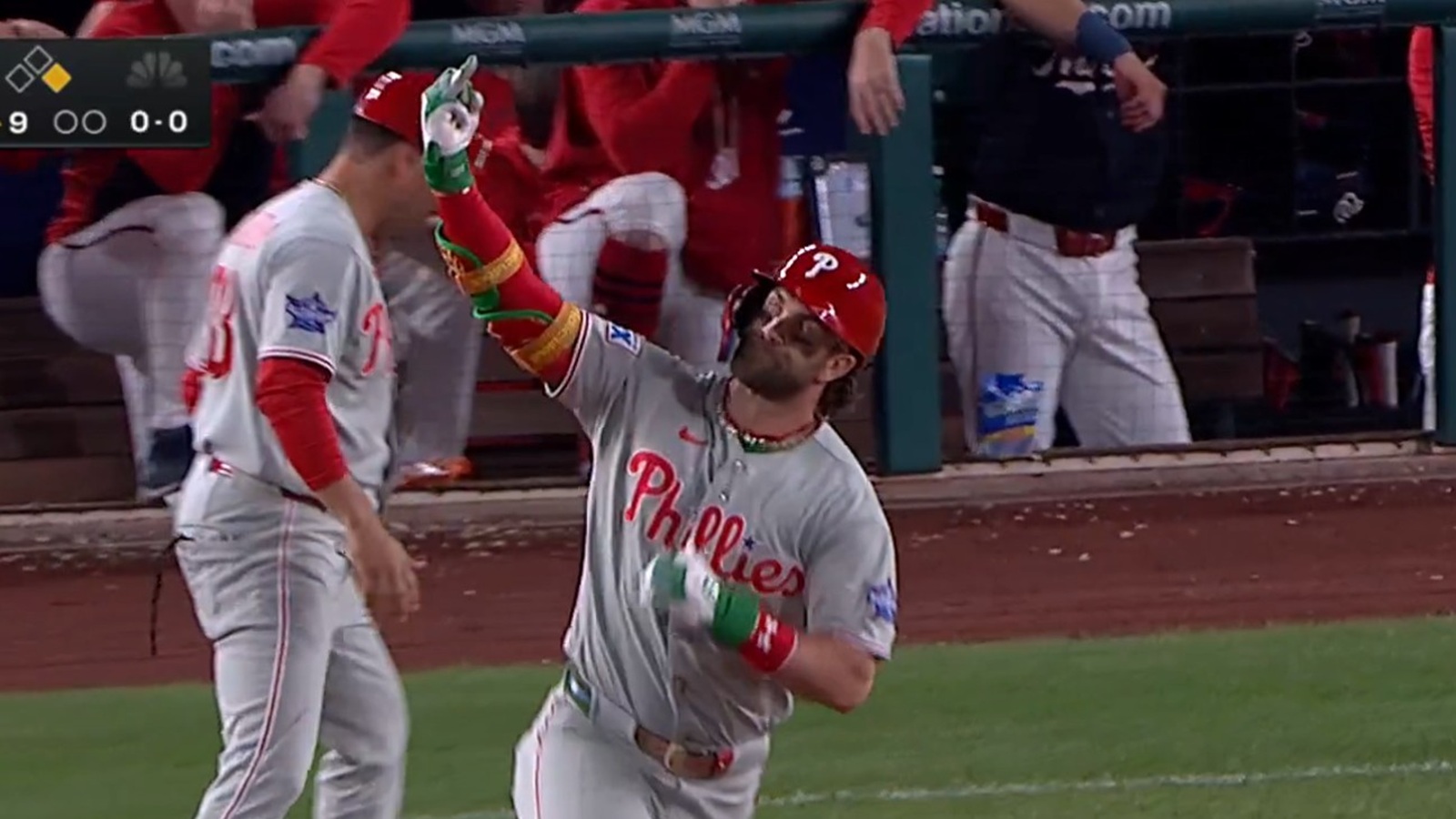 Bryce Harper flashing the middle finger