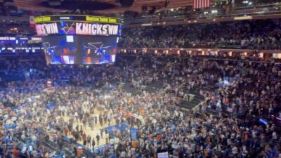 knicks fans celebrating the team's Game 4 NBA Finals win over the Spurs