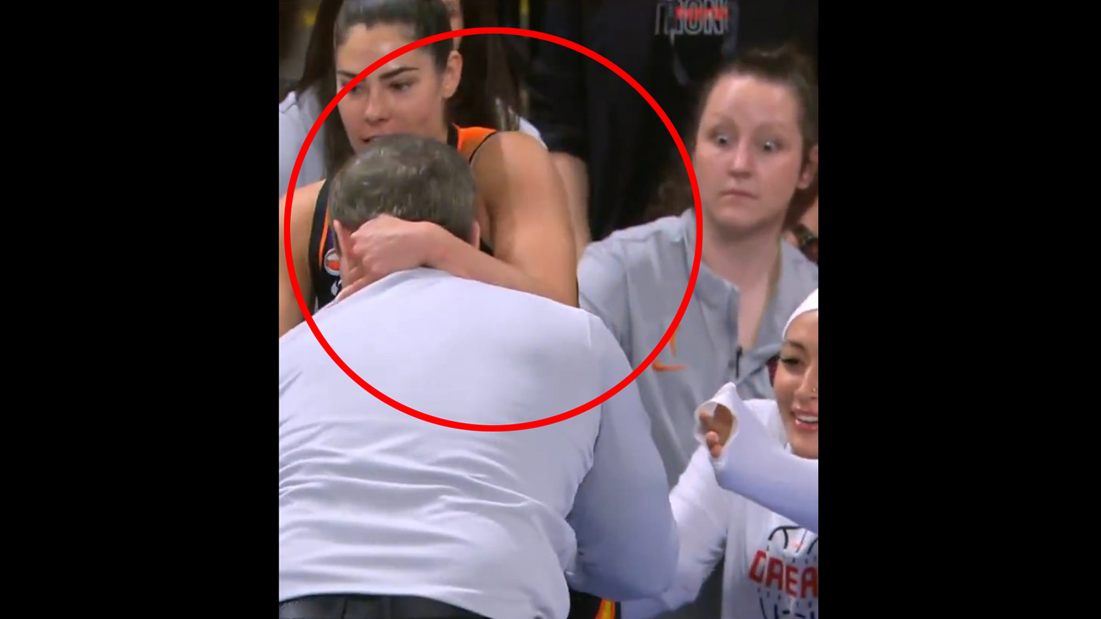 Kelsey Plum crashes into Karl Smesko