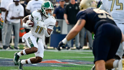 Running back Solomon Beebe