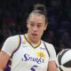 Dearica Hamby dribbling