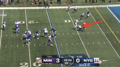 Vikings player Jamal Adams suffering a serious injury at MetLife Stadium