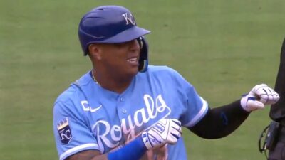 Salvador Perez celebrating