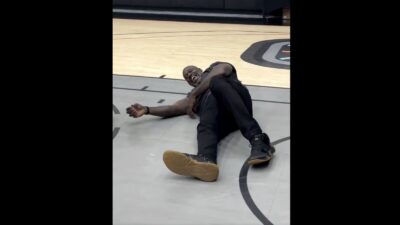 Shaq falls to the ground after botched dunk attempt