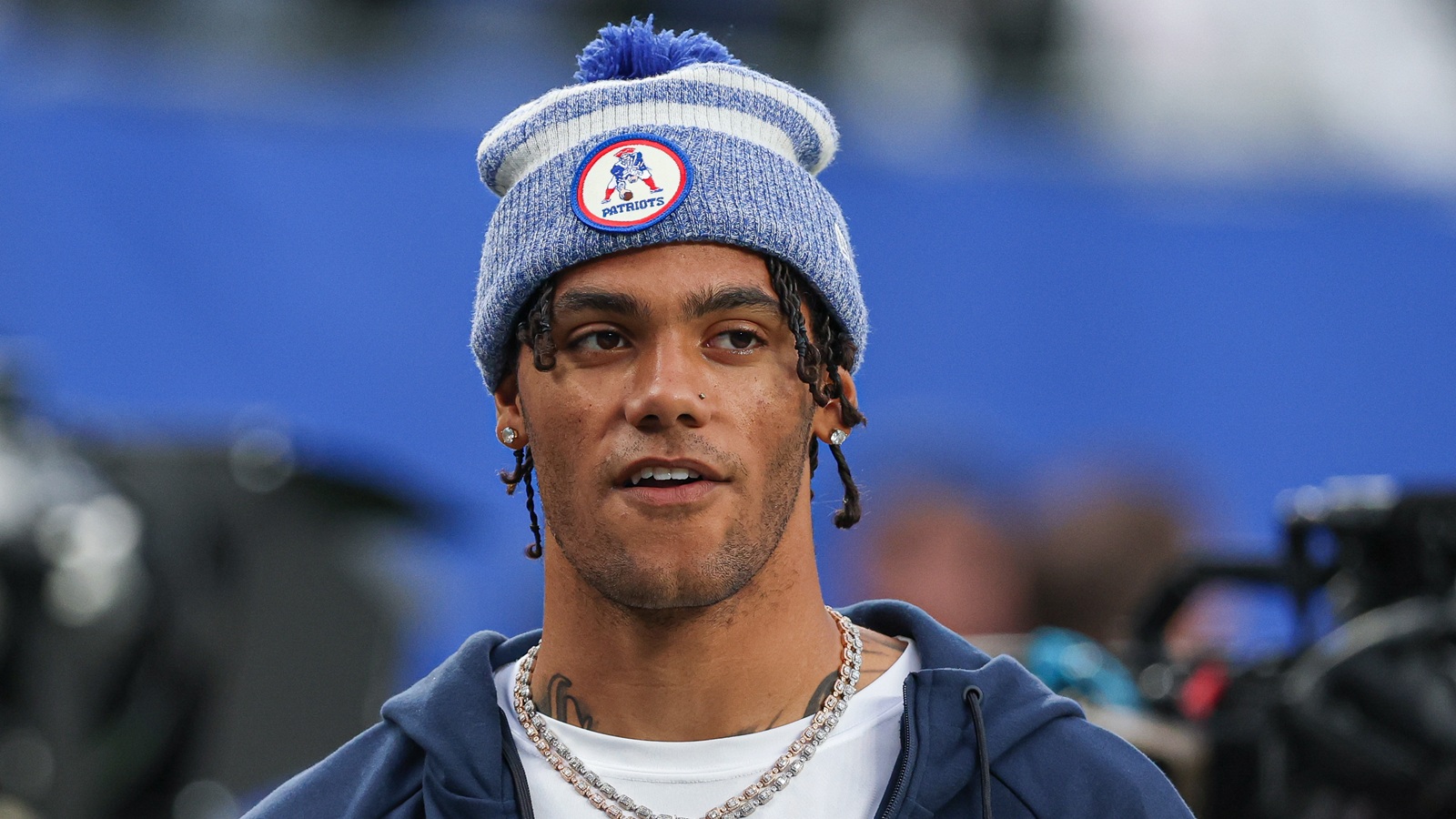 Photo: larrybrownsports.com Christian Gonzalez Signs $135M Deal to Become NFL's Highest-Paid Cornerback