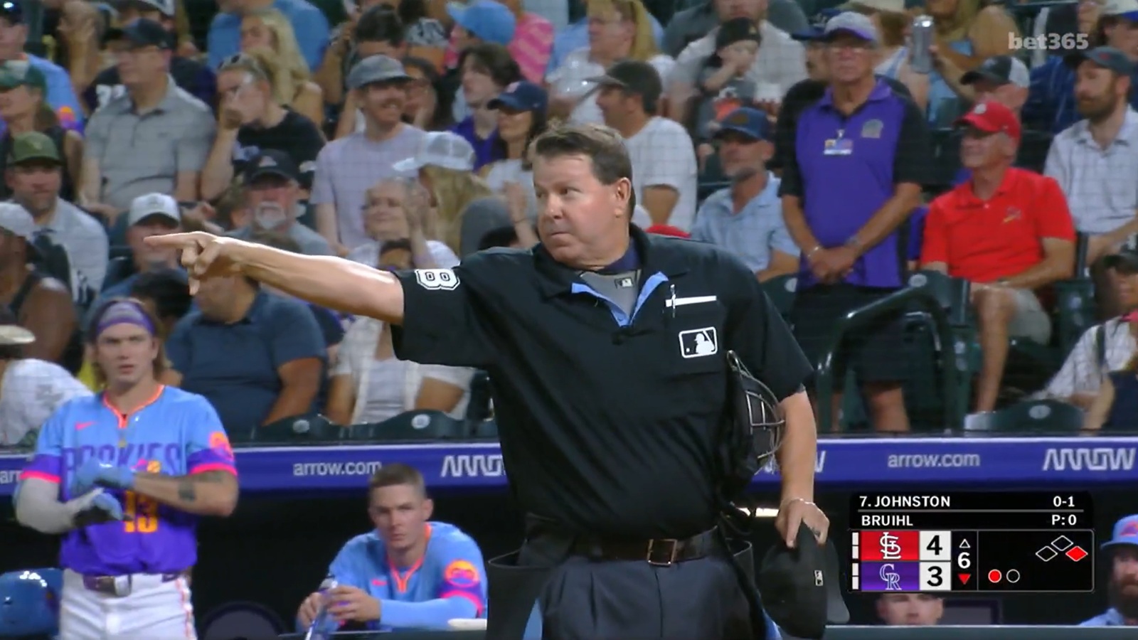 Doug Eddings umpiring a game