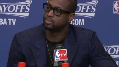 Dwyane Wade 3 chain
