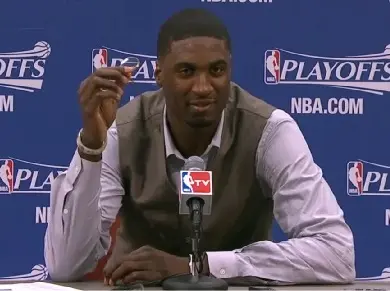 Roy Hibbert monocle