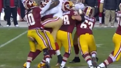 Aldon Smith kick Robert Griffin