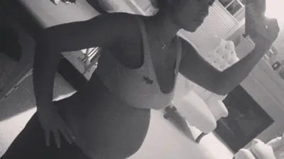 Jessie James pregnant