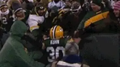 John Kuhn Lambeau Leap fail