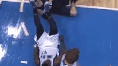 DeJuan Blair head kick