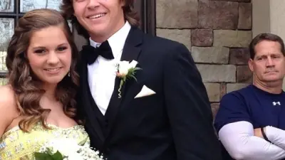 Gene Chizik prom picture