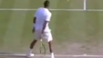 Nick Kyrgios tweener