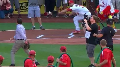 Bob Costas pitch