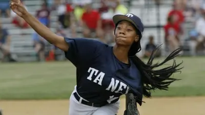 Mone Davis Little League