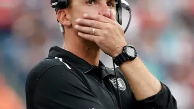 Dennis Allen Raiders