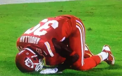 Husain Abdullah pray