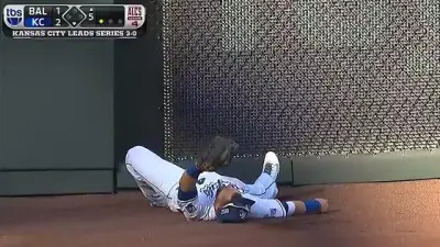 Alex Gordon catch