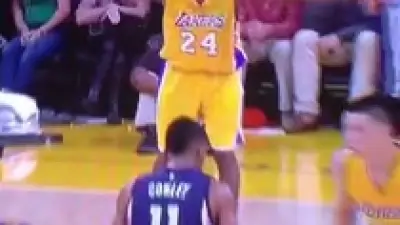 Kobe Bryant foul