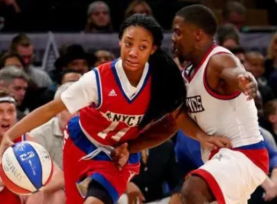 Mone Davis Kevin Hart