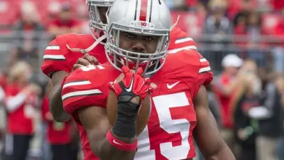 Ezekiel Elliott crop top