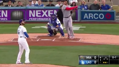 Giancarlo Stanton homer