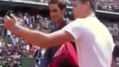 Roger Federer selfie