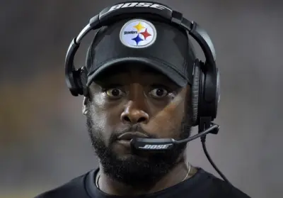 Mike Tomlin headset