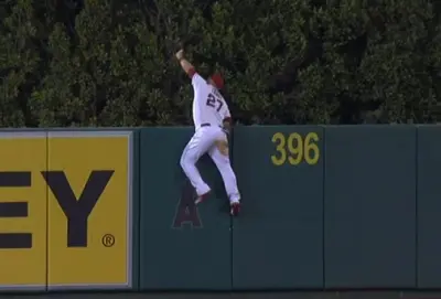 Mike Trout catch