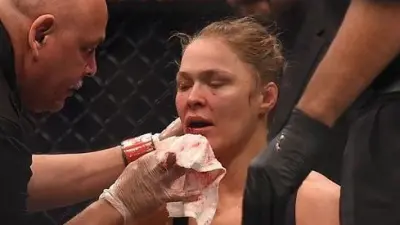 Ronda Rousey face