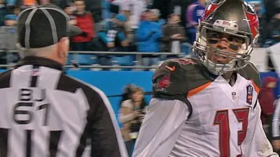 Mike Evans referee