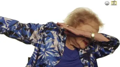 Betty White Dab
