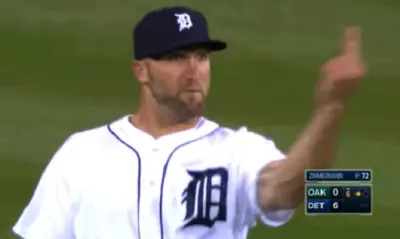 Tyler Collins flips bird