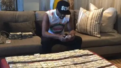 Floyd Mayweather money
