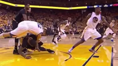 Andrew Bogut knee