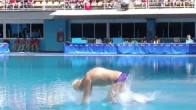Ilia Zackharov dive