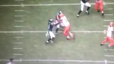 Joe Thomas blocking