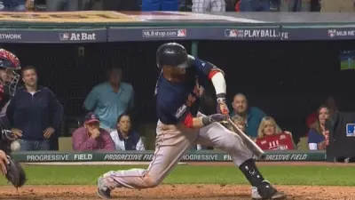 Dustin Pedroia swing