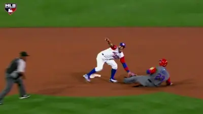 Javy Baez tag