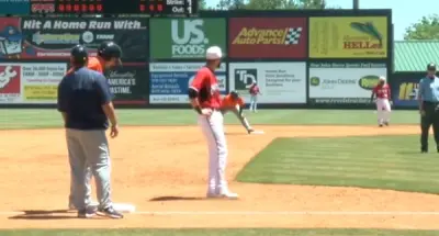 Mudcats hidden ball trick