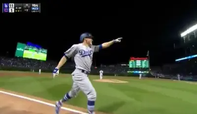 Kike Hernandez homer