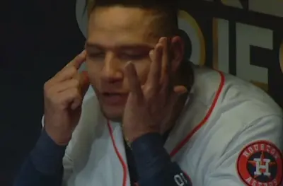 Yuli Gurriel asian
