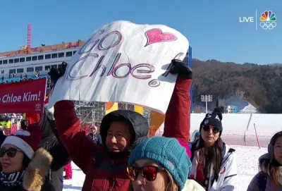 Chloe Kim dad sign
