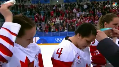 Jocelyne Larocque medal