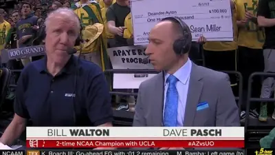 Oregon fans check